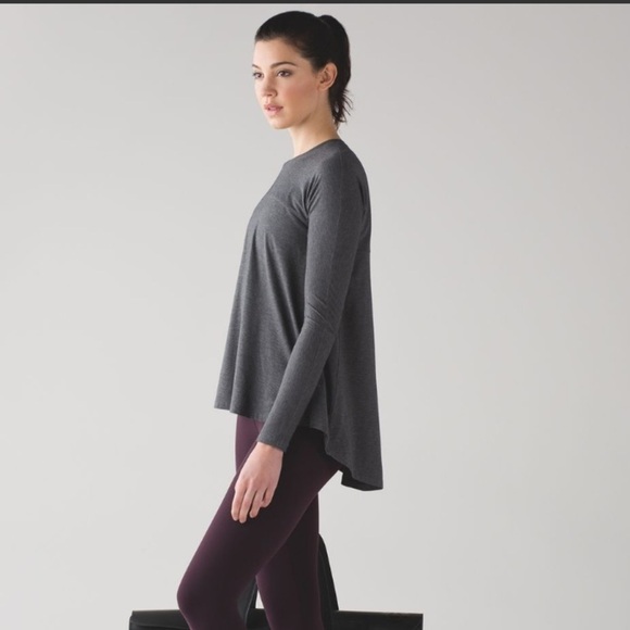 Lululemon Acadia Gray High Low Long Sleeve Top - Picture 1 of 13